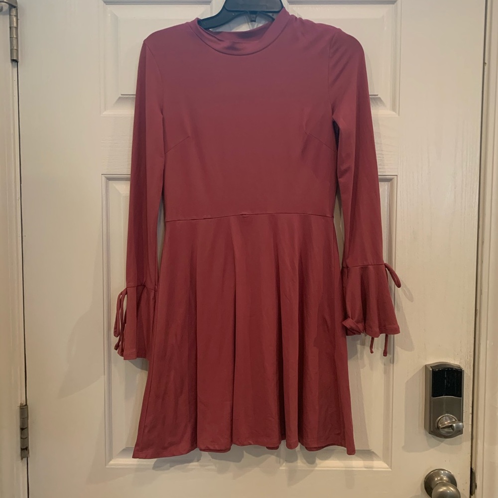 Pink forever 21 dress with bows